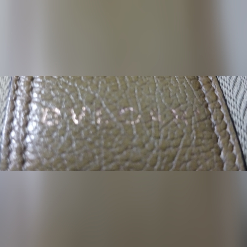 Bvlgari EUC Zip Around Wallet - Picture 11 of 11